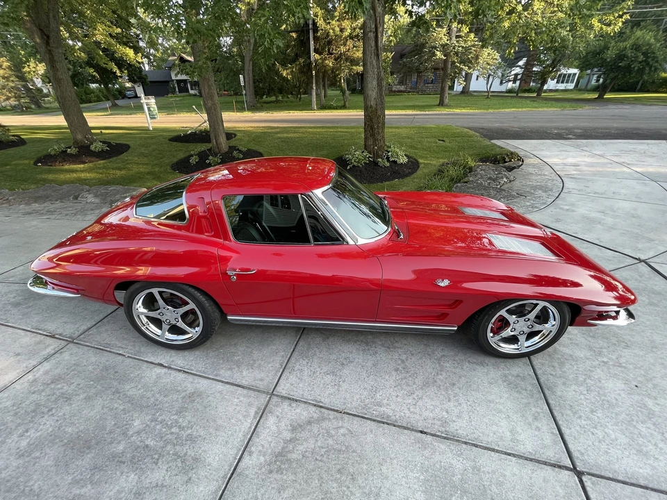 1963 Chevrolet Corvette C2 - Image 18 of 31