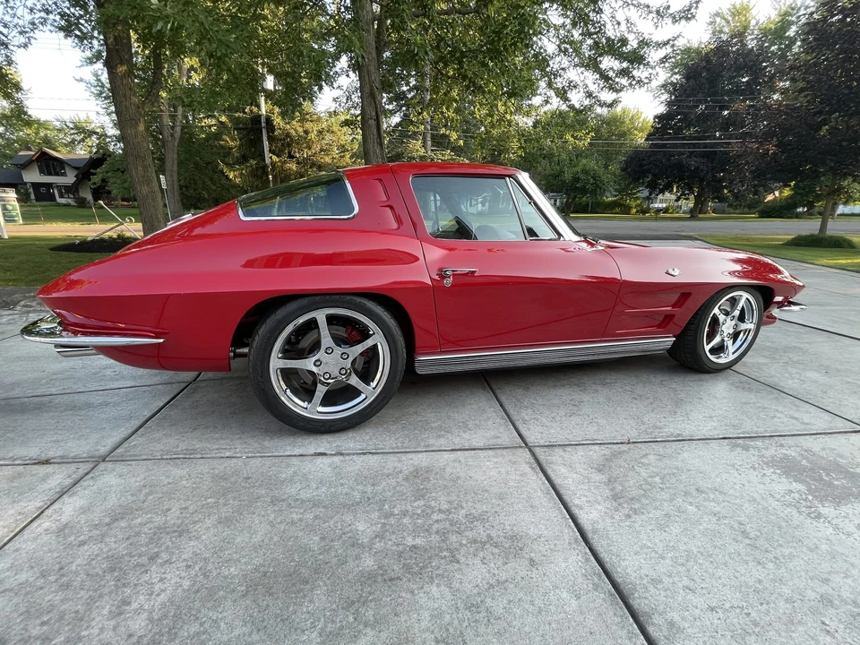 1963 Chevrolet Corvette C2 - Image 20 of 31