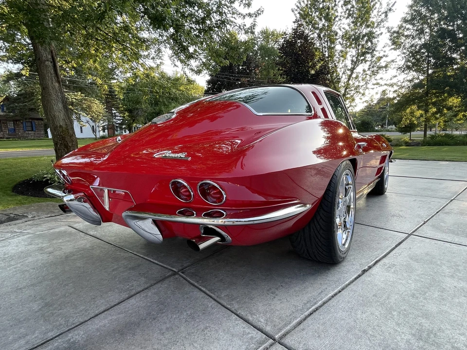 1963 Chevrolet Corvette C2 - Image 25 of 31