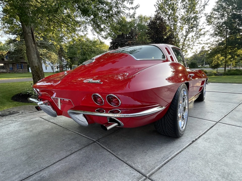 1963 Chevrolet Corvette C2 - Image 24 of 31