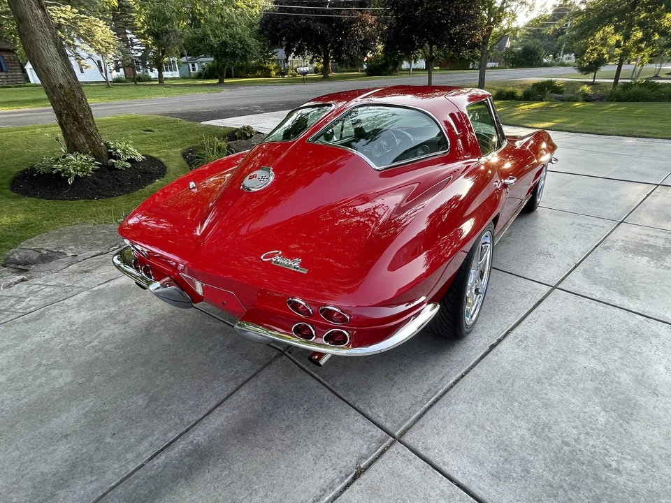 1963 Chevrolet Corvette C2 - Image 23 of 31