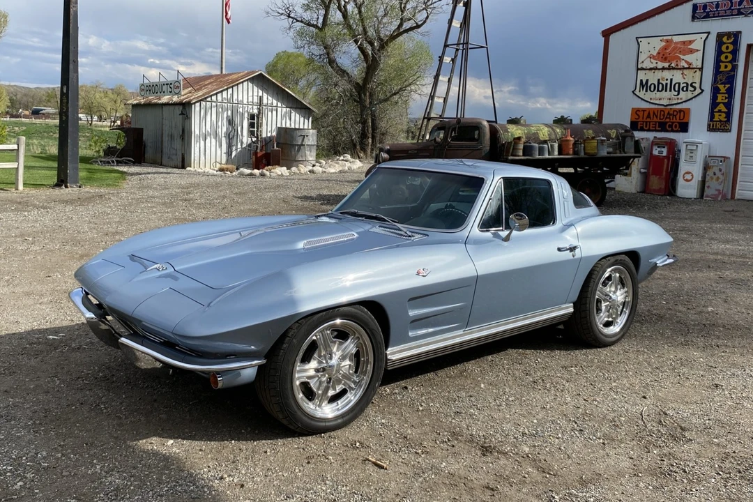 1964 Chevrolet Corvette C2 - Image 13 of 31