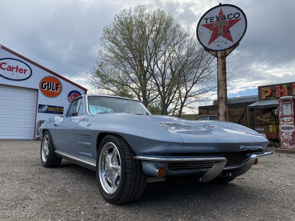1964 Chevrolet Corvette C2 - Image 4 of 31