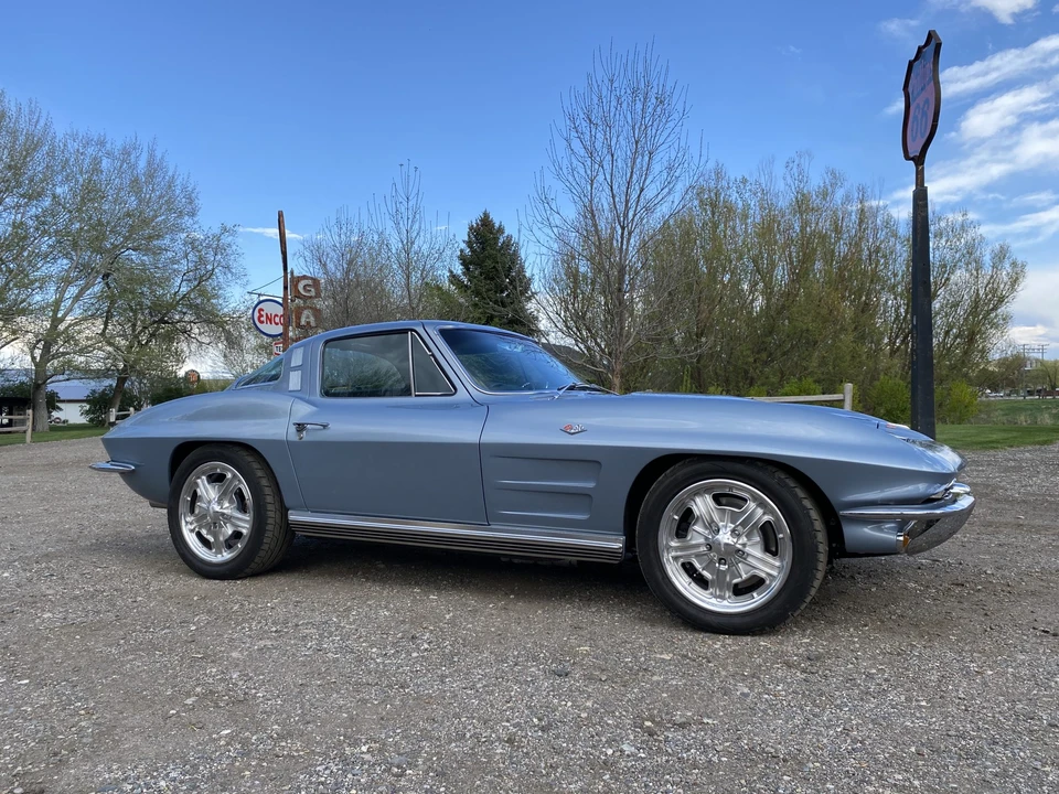 1964 Chevrolet Corvette C2 - Image 30 of 31