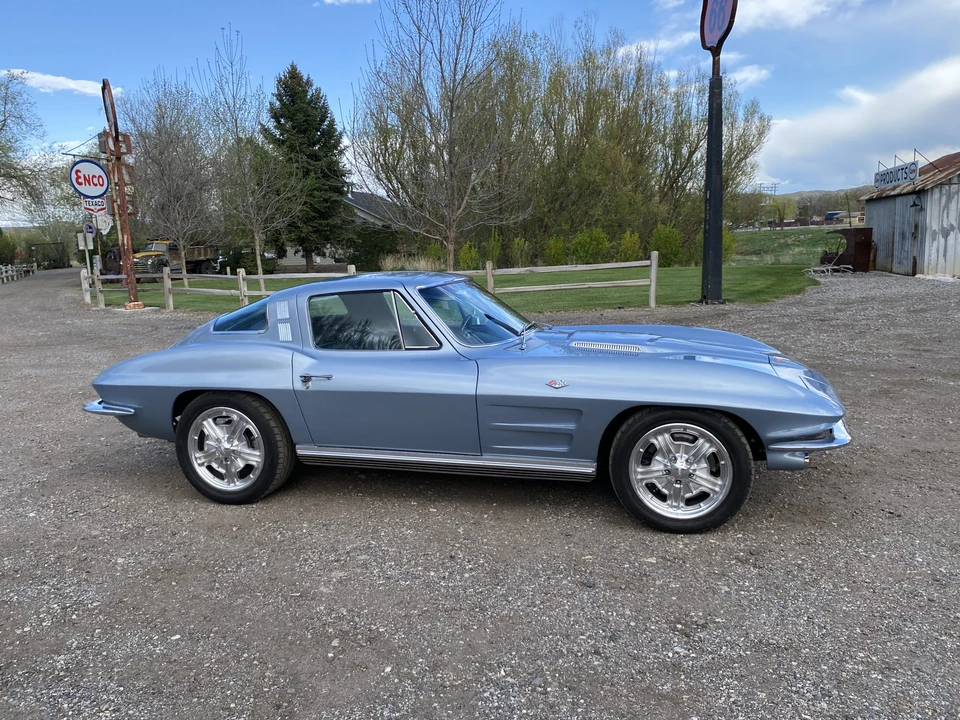 1964 Chevrolet Corvette C2 - Image 29 of 31