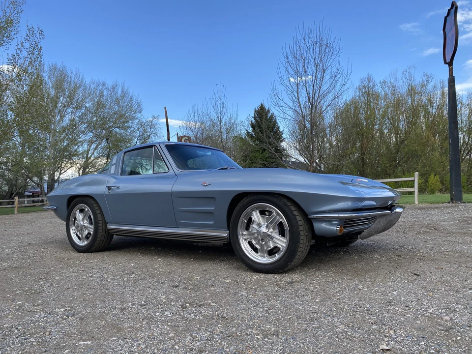 1964 Chevrolet Corvette C2 - Image 2 of 31