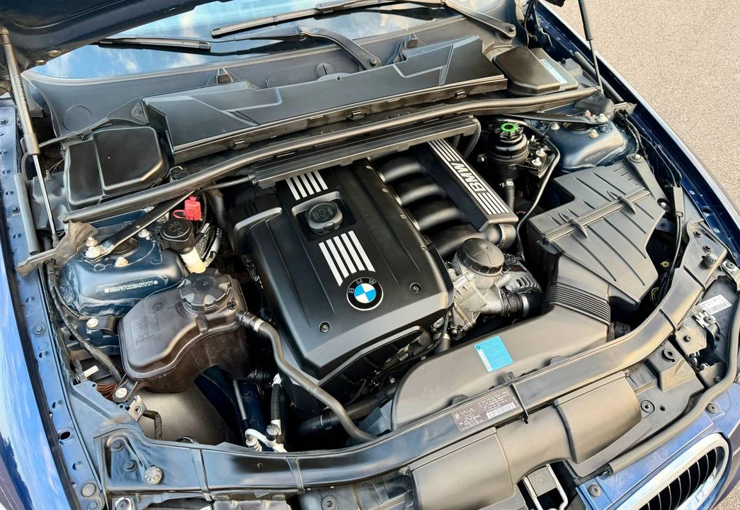 2011 BMW E90 3 Series Sedan - Image 9 of 24