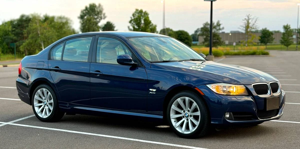 2011 BMW E90 3 Series Sedan - Image 7 of 24