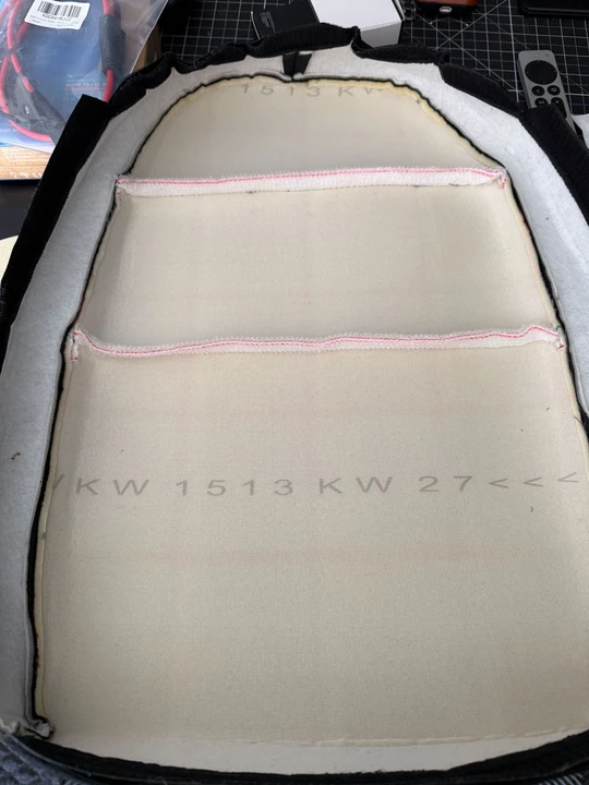2017 Parts & Memorabilia Seats & Interior - Image 7 of 11