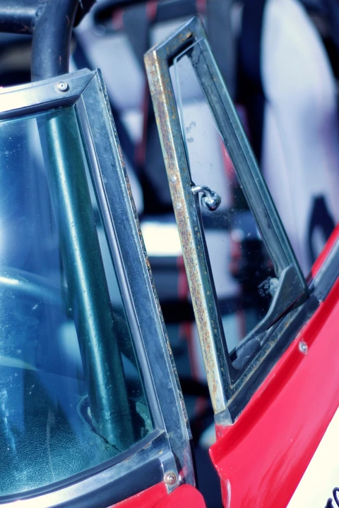 1967 Nissan Datsun Sports - Image 24 of 31
