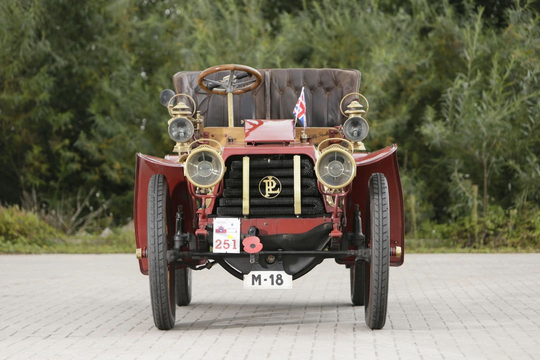 Panhard - Image 17 of 31