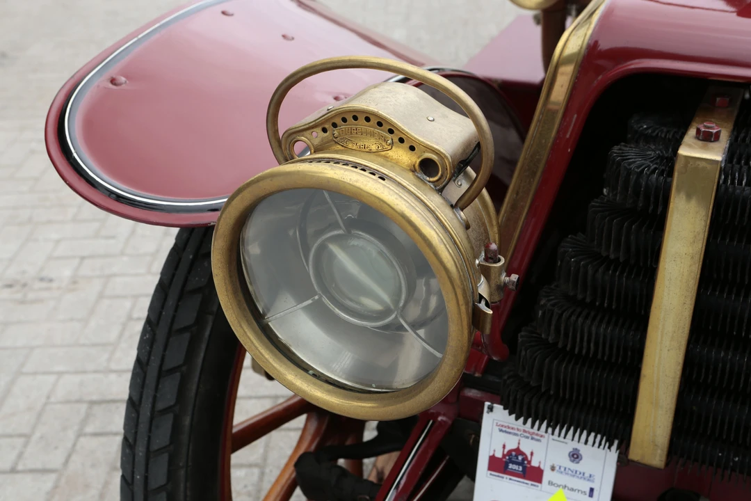 Panhard - Image 5 of 31