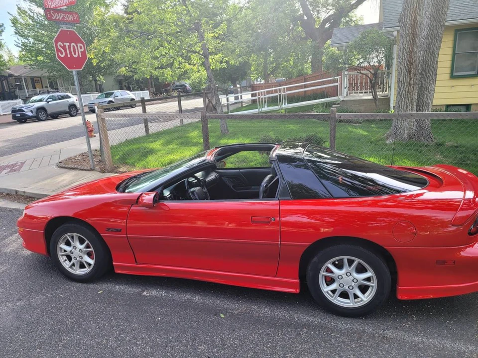 2000 Chevrolet Camaro 4th Gen - Image 7 of 10