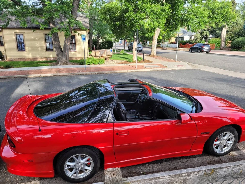 2000 Chevrolet Camaro 4th Gen - Image 9 of 10