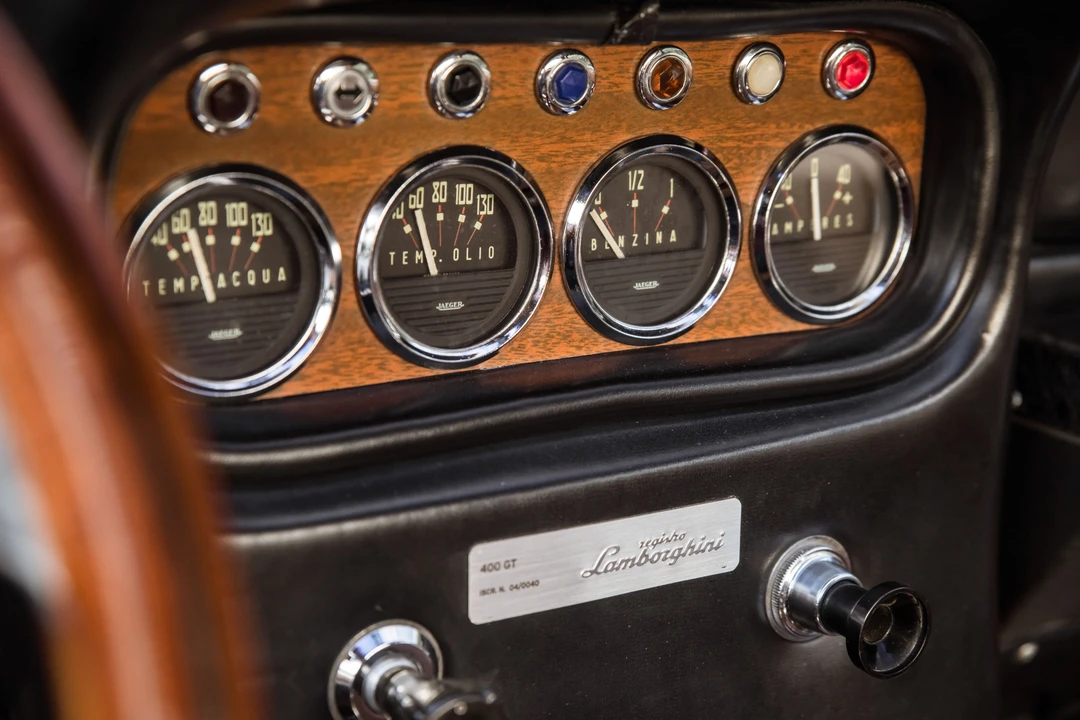 Lamborghini 400 GT - Image 17 of 31