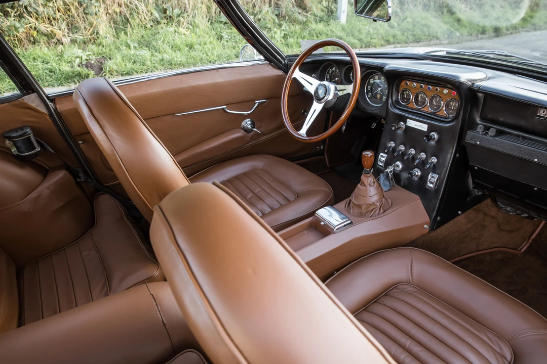 Lamborghini 400 GT - Image 21 of 31