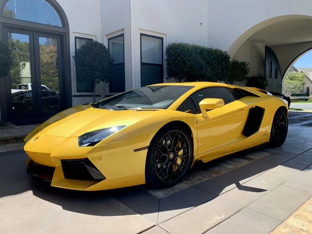 2012 Lamborghini Aventador LP700-4 - Image 4 of 19