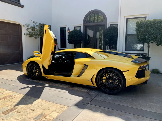 2012 Lamborghini Aventador LP700-4 - Image 5 of 19