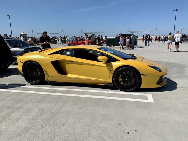 2012 Lamborghini Aventador LP700-4 - Image 18 of 19