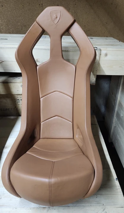 Parts & Memorabilia Seats & Interior - Image 14 of 31