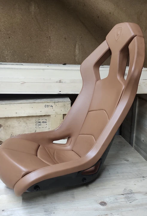 Parts & Memorabilia Seats & Interior - Image 11 of 31