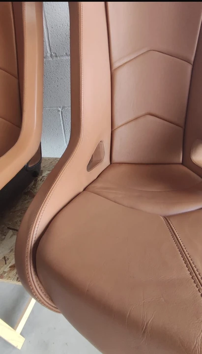 Parts & Memorabilia Seats & Interior - Image 26 of 31
