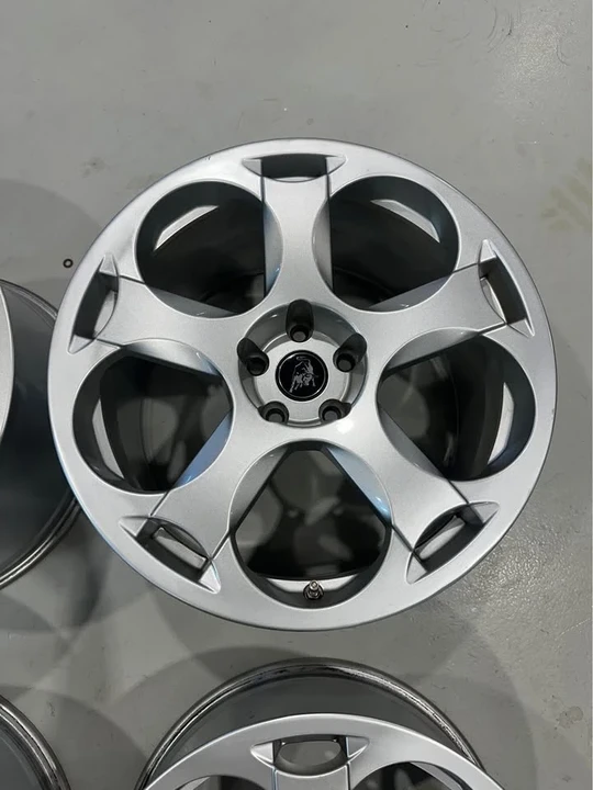 Parts & Memorabilia Other Wheels - Image 4 of 9