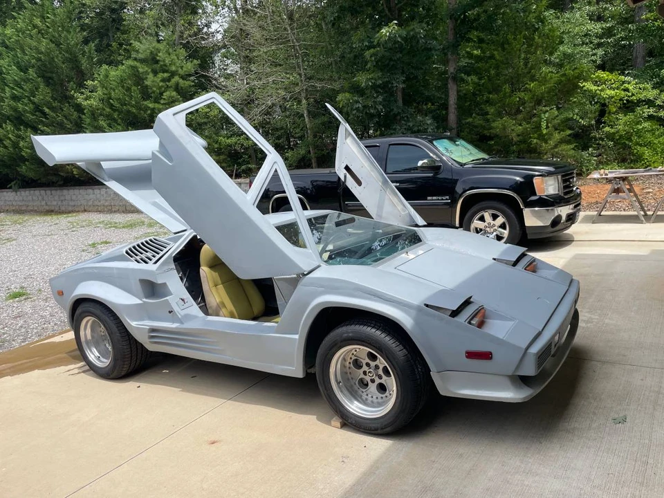 1987 Lamborghini - Image 2 of 5
