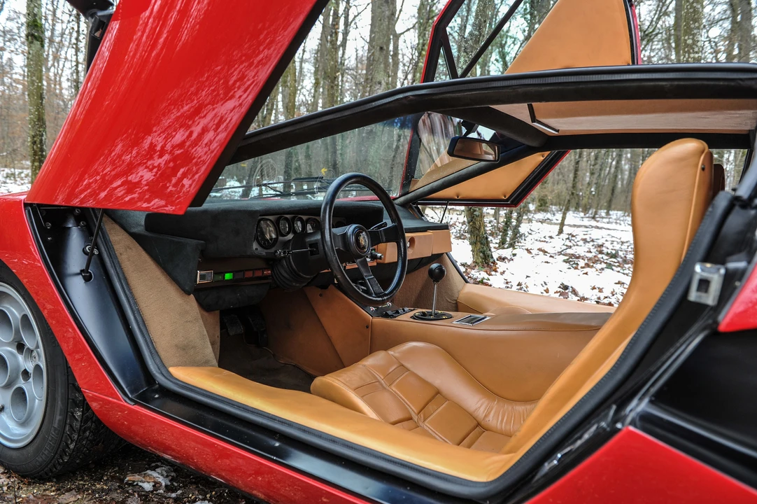 Lamborghini Countach LP400 - Image 28 of 31