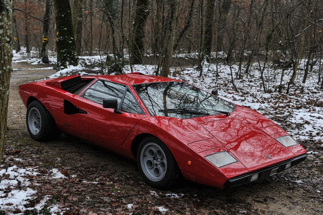 Lamborghini Countach LP400 - Image 3 of 31