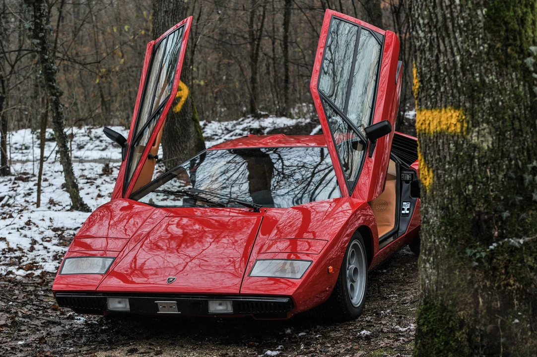 Lamborghini Countach LP400 - Image 14 of 31