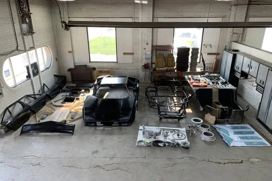 Lamborghini Countach Replica Project with ZF 5DS-25/2 Transaxle