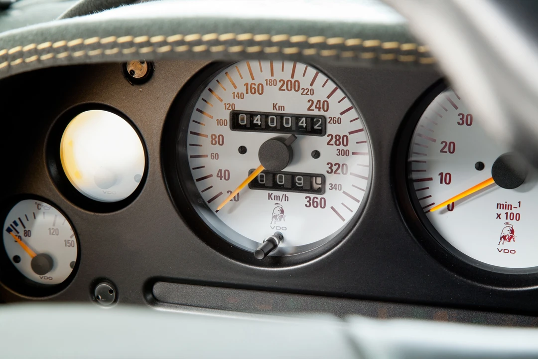 Lamborghini Diablo SV - Image 10 of 31