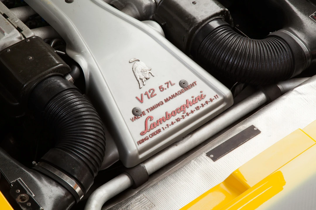 Lamborghini Diablo SV - Image 28 of 31