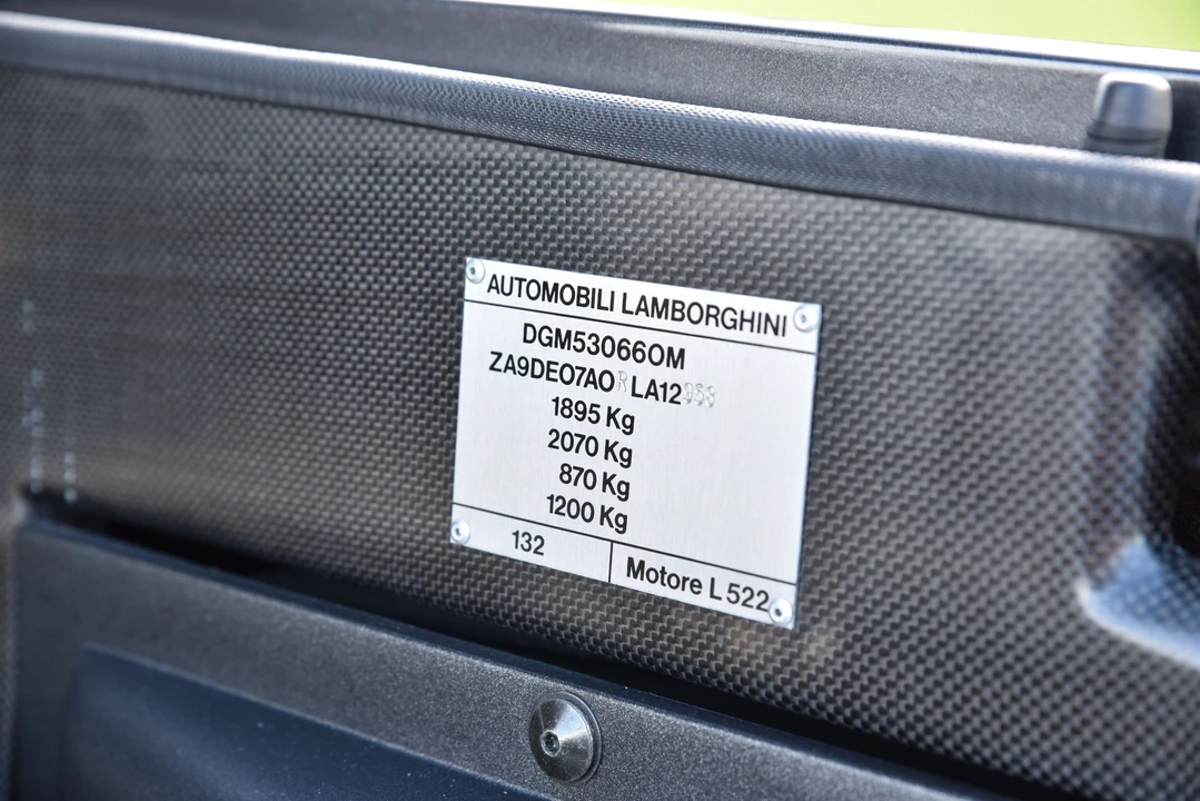 Lamborghini Diablo VT - Image 12 of 31