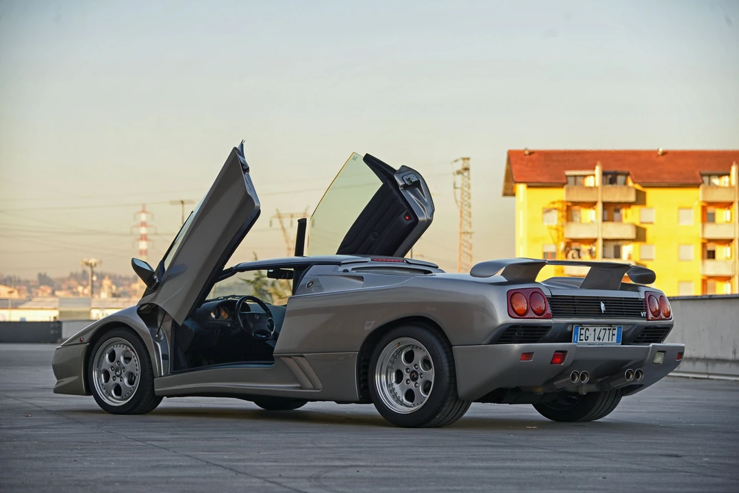 Lamborghini Diablo VT - Image 5 of 25