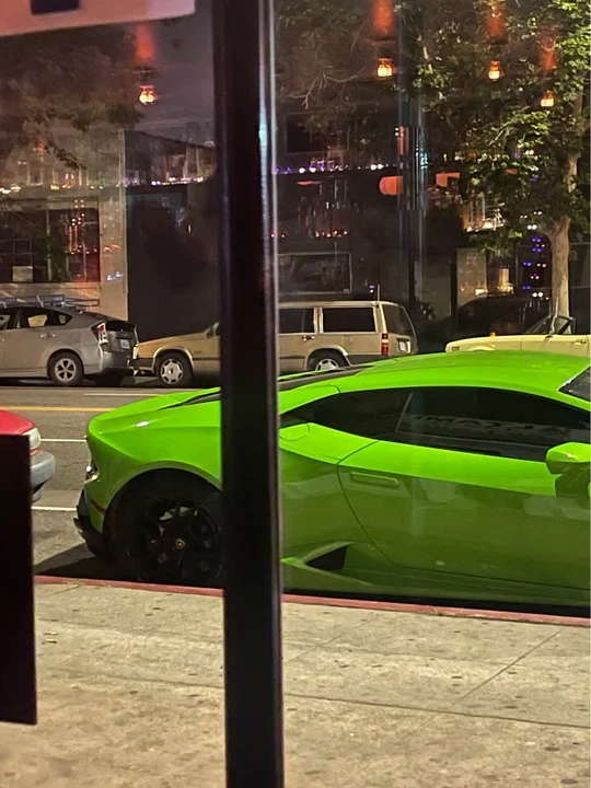 Lamborghini Huracan - Image 5 of 9