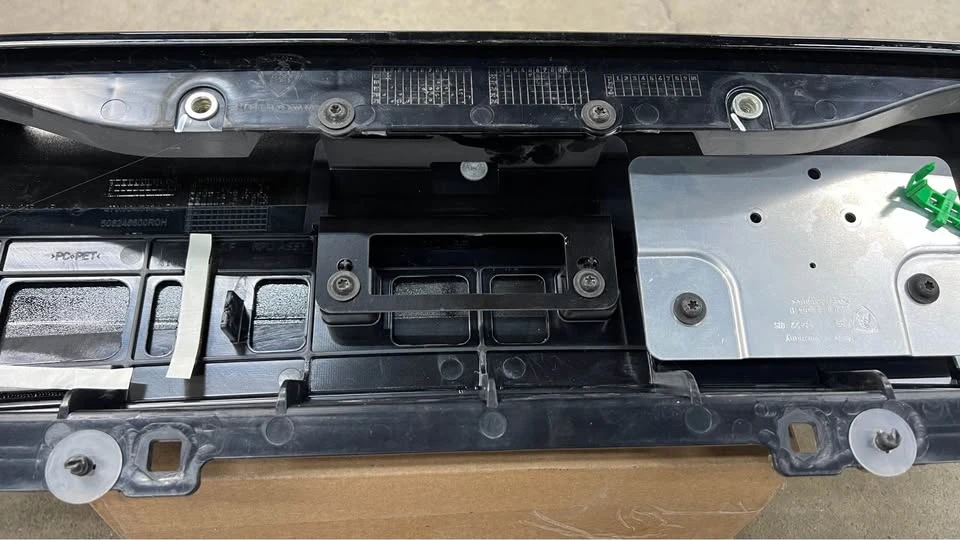 2021 Parts & Memorabilia Bodywork - Image 10 of 10