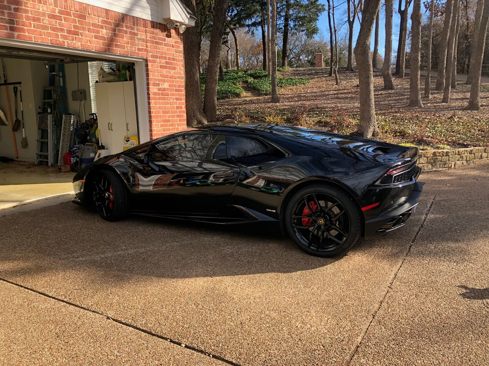 2015 Lamborghini Huracan LP610-4 - Image 2 of 9