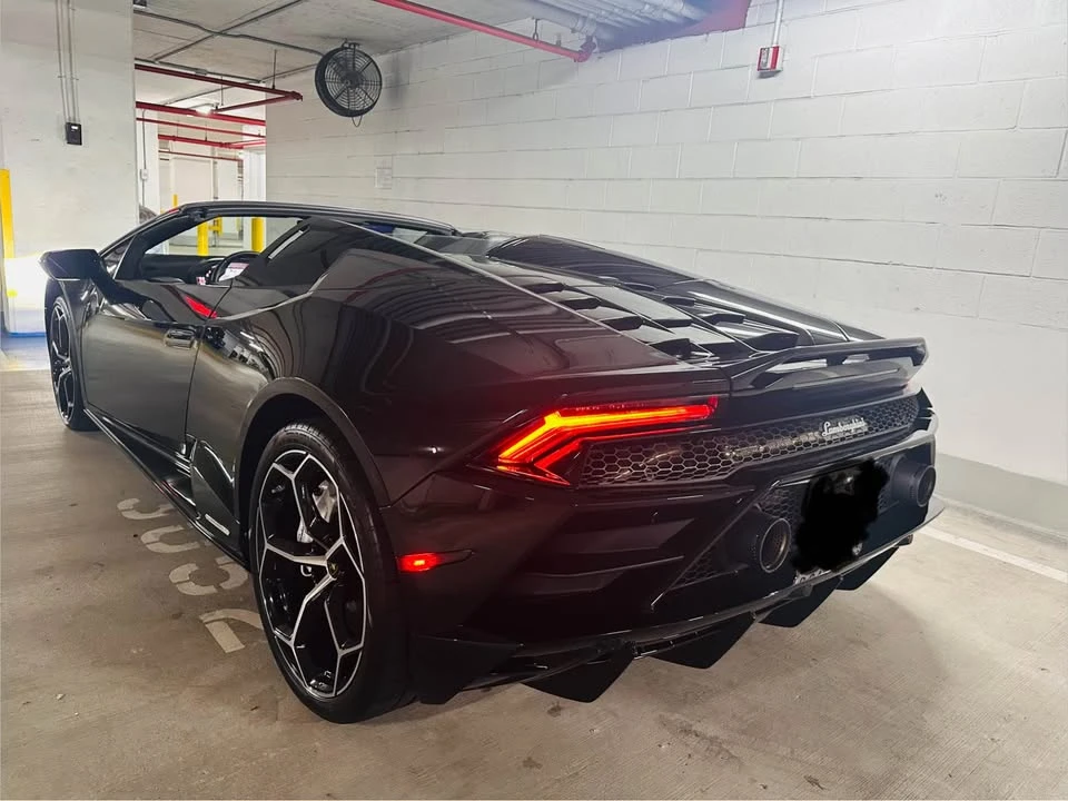 Lamborghini Huracan - Image 2 of 9