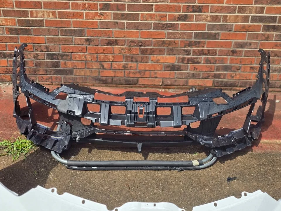 Parts & Memorabilia Bodywork - Image 4 of 6