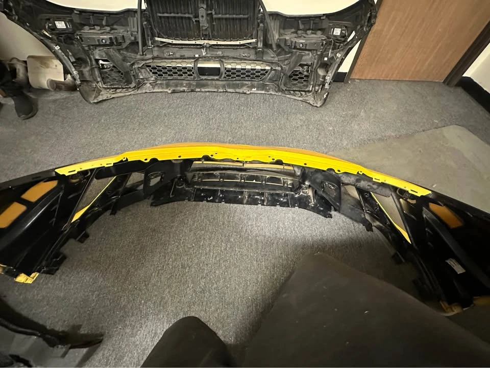 2023 Parts & Memorabilia Bodywork - Image 3 of 3