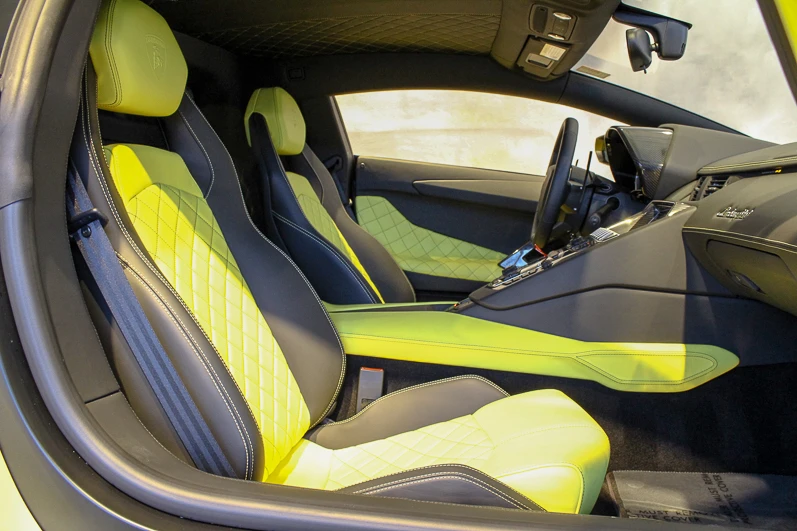 2014 Lamborghini Aventador LP700-4 - Image 4 of 5