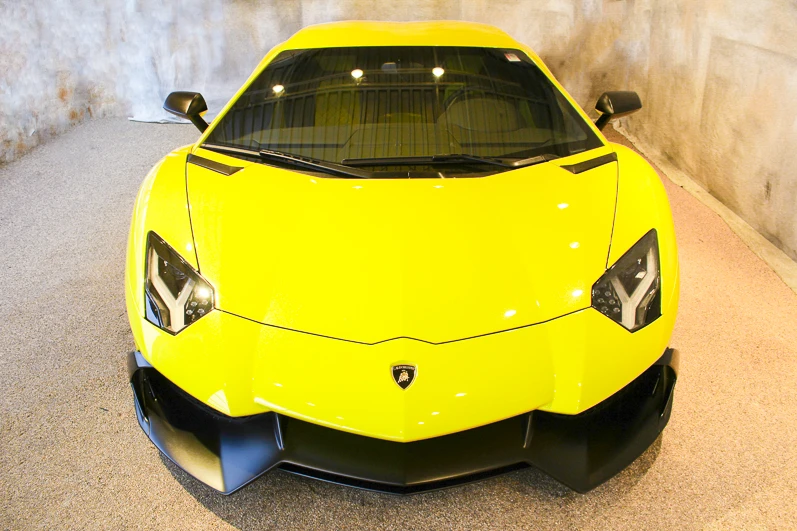 2014 Lamborghini Aventador LP700-4 - Image 2 of 5