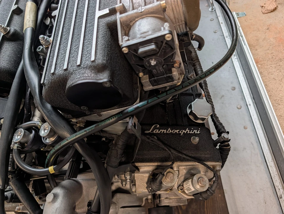 Parts & Memorabilia Engines - Image 11 of 31