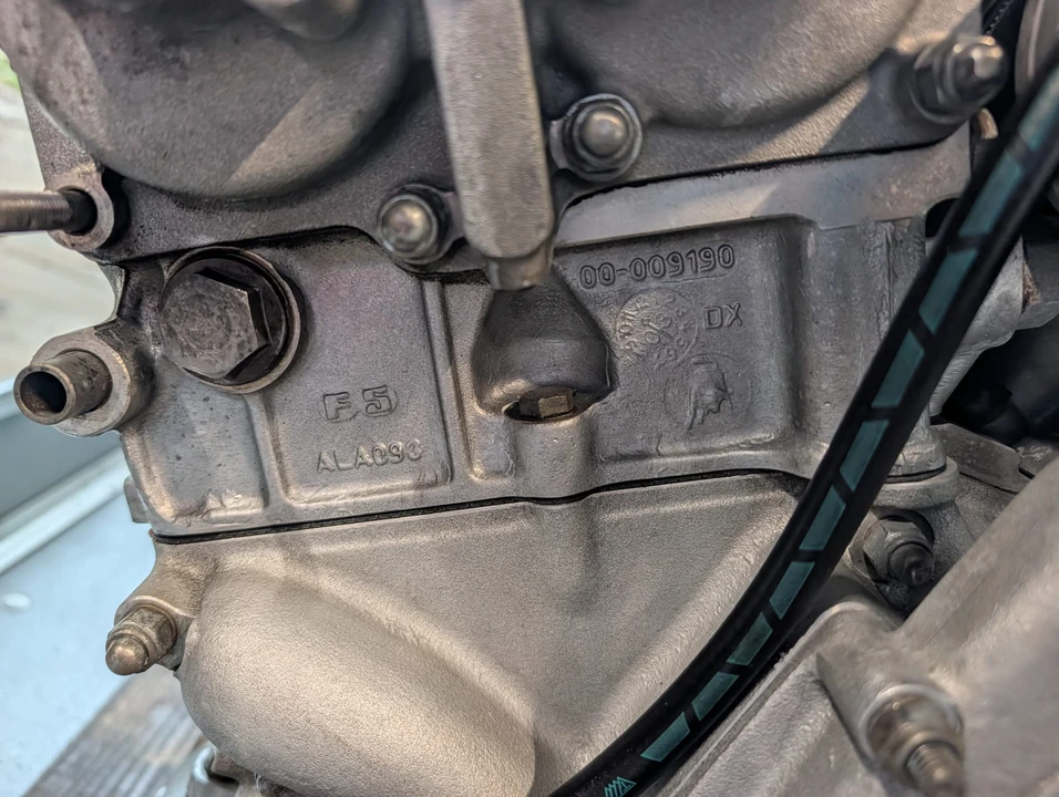 Parts & Memorabilia Engines - Image 14 of 31