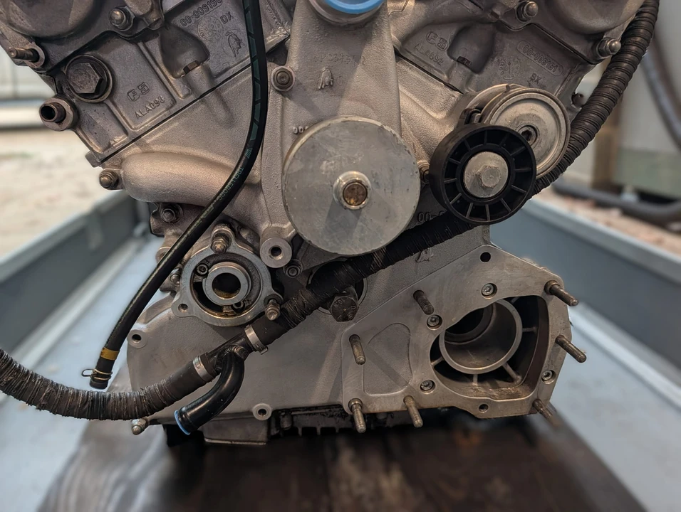 Parts & Memorabilia Engines - Image 16 of 31