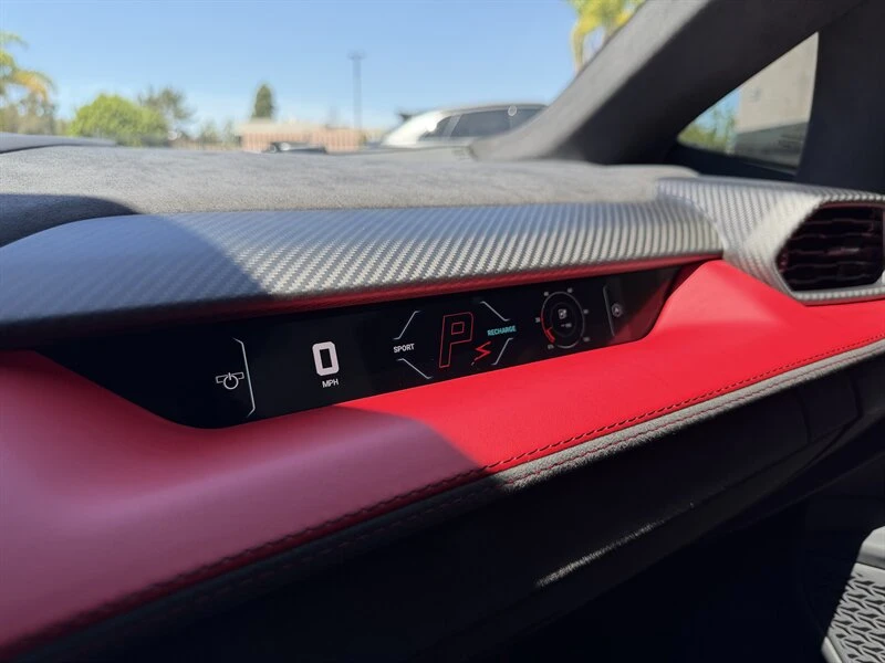 2025 Lamborghini Revuelto - Image 20 of 20