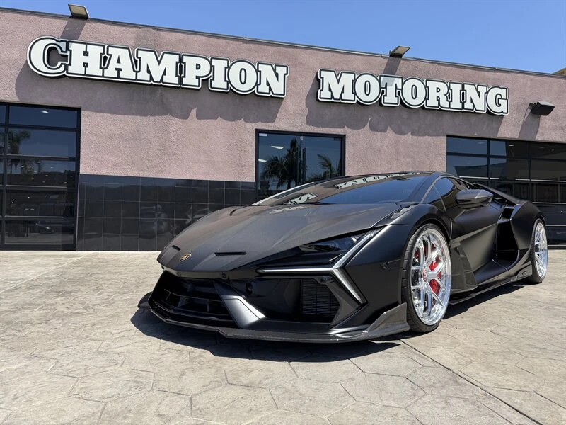 2025 Lamborghini Revuelto - Image 2 of 20