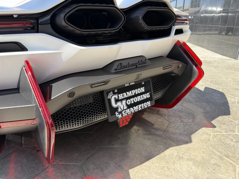 2026 Lamborghini Revuelto - Image 22 of 22